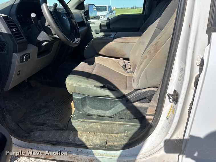 image for item MX9087 2019 Ford F150 Crew Cab pickup truck