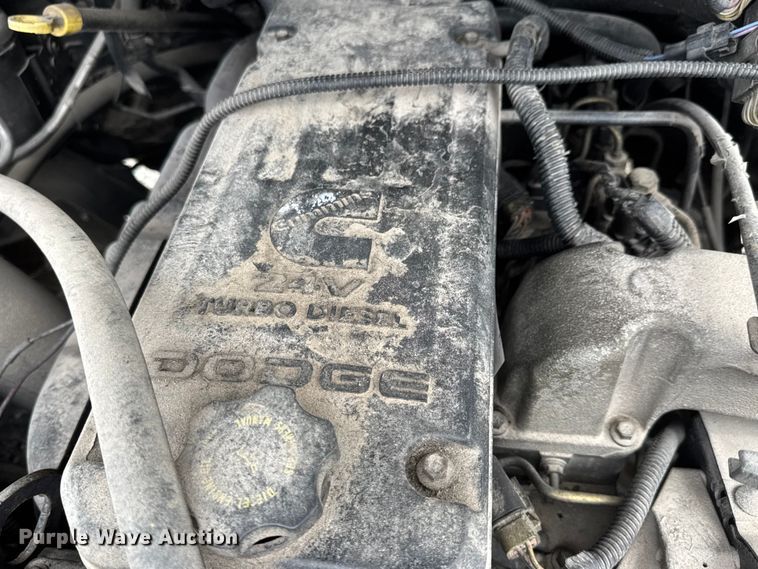 image for item MX9096 2004 Dodge Ram 3500 Crew Cab pickup truck