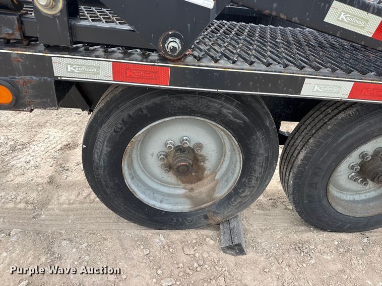 image for item MX9098 2020 Kaufman Pro Series EZ 4 car carrier