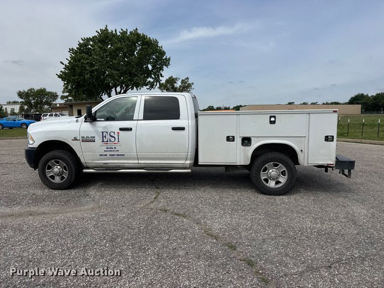 image for item MX9163 2015 RAM 2500 Crew Cab utility bed pickup truck