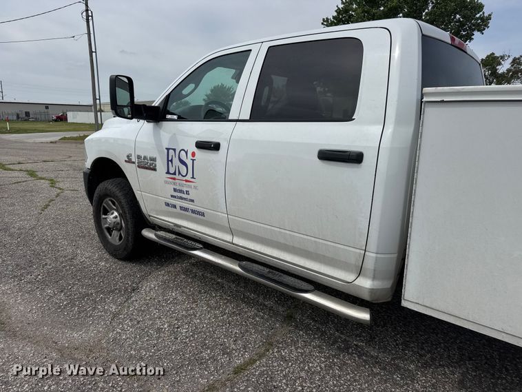 image for item MX9163 2015 RAM 2500 Crew Cab utility bed pickup truck