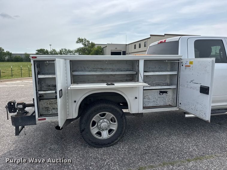 image for item MX9163 2015 RAM 2500 Crew Cab utility bed pickup truck