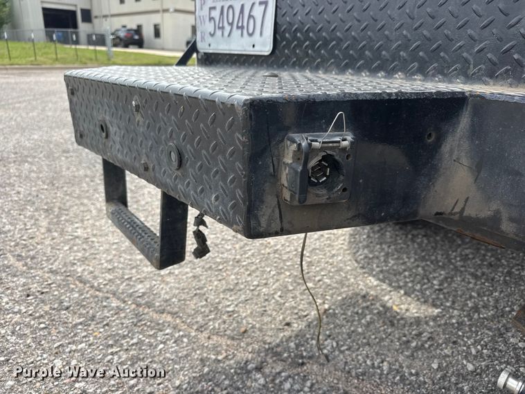 image for item MX9163 2015 RAM 2500 Crew Cab utility bed pickup truck