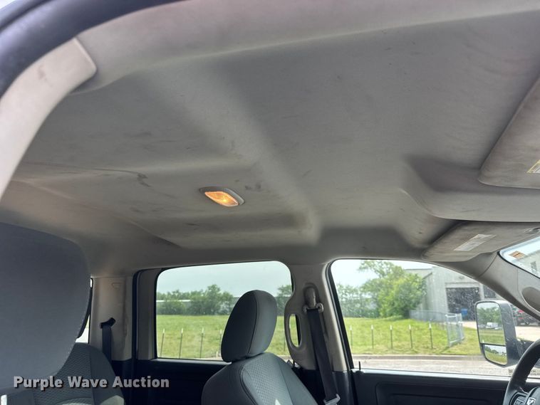 image for item MX9163 2015 RAM 2500 Crew Cab utility bed pickup truck