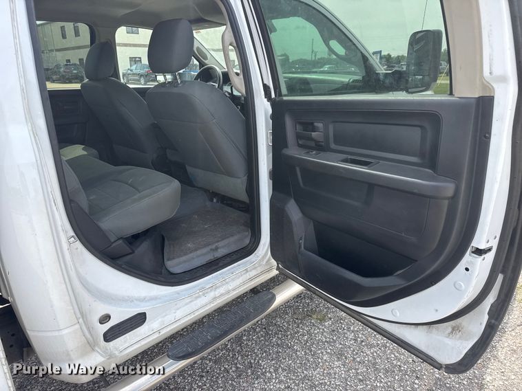 image for item MX9163 2015 RAM 2500 Crew Cab utility bed pickup truck