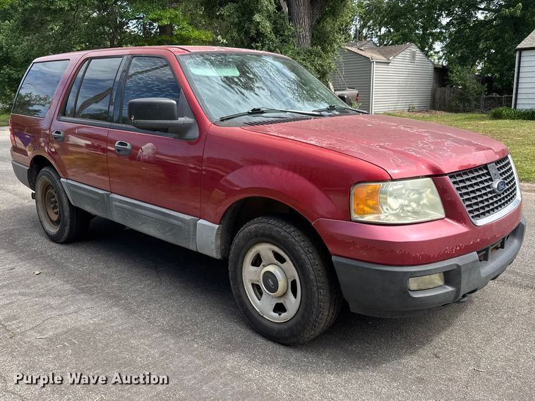 image for item MX9175 2004 Ford Expedition SUV