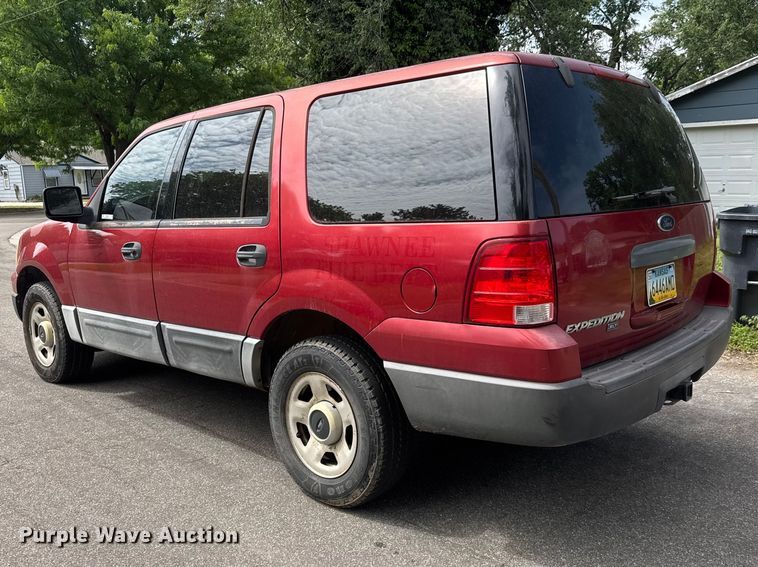 image for item MX9175 2004 Ford Expedition SUV