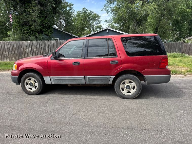 image for item MX9175 2004 Ford Expedition SUV