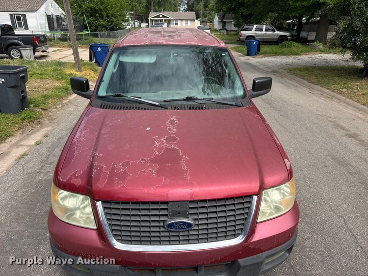 image for item MX9175 2004 Ford Expedition SUV