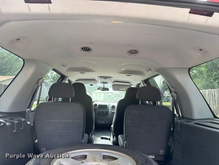 image for item MX9175 2004 Ford Expedition SUV