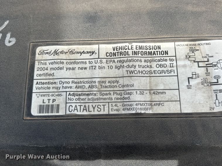 image for item MX9175 2004 Ford Expedition SUV