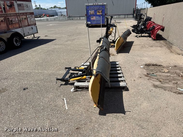 image for item MX9192 Meyer ST-7.5 snow plow