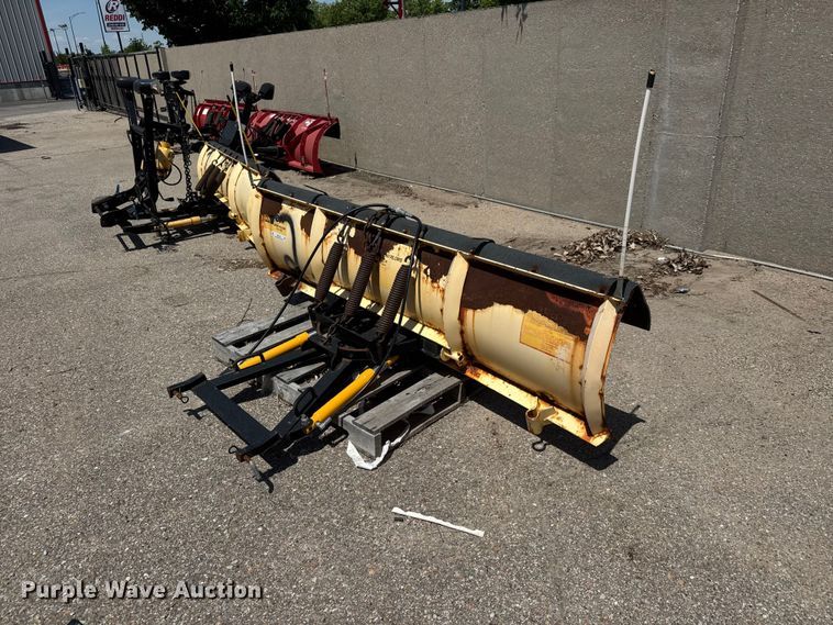 image for item MX9192 Meyer ST-7.5 snow plow