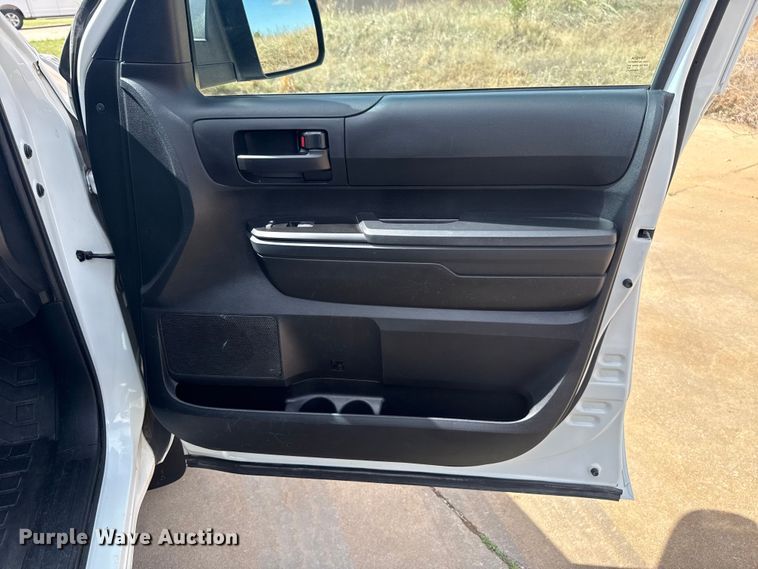 image for item NK9147 2020 Toyota Tundra Crew Cab pickup truck