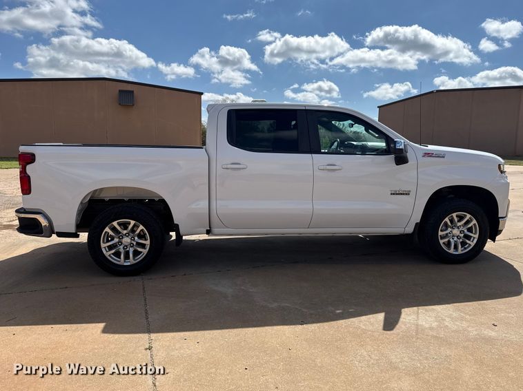 image for item NK9148 2021 Chevrolet Silverado 1500 Crew Cab pickup truck