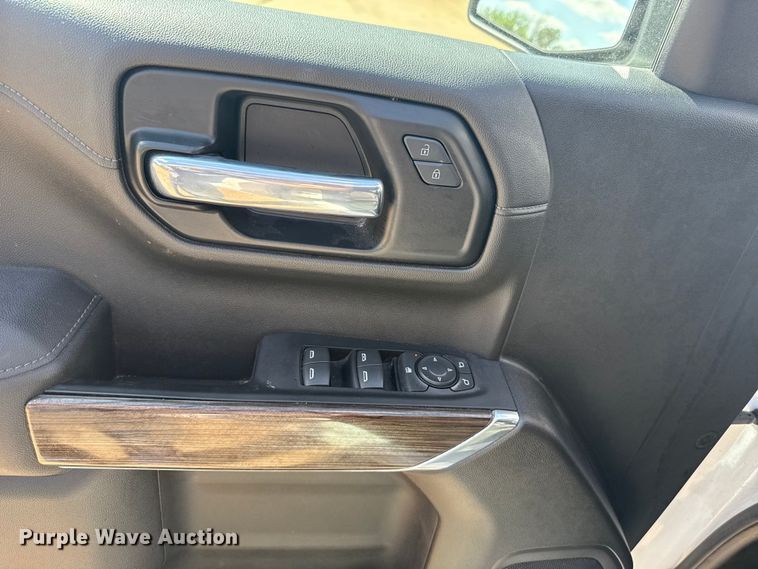 image for item NK9148 2021 Chevrolet Silverado 1500 Crew Cab pickup truck