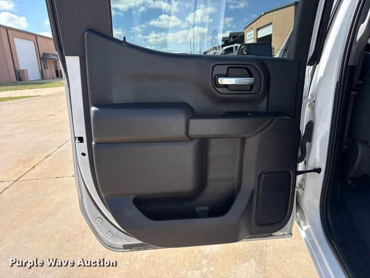 image for item NK9148 2021 Chevrolet Silverado 1500 Crew Cab pickup truck