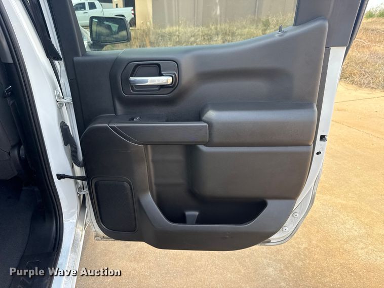 image for item NK9148 2021 Chevrolet Silverado 1500 Crew Cab pickup truck