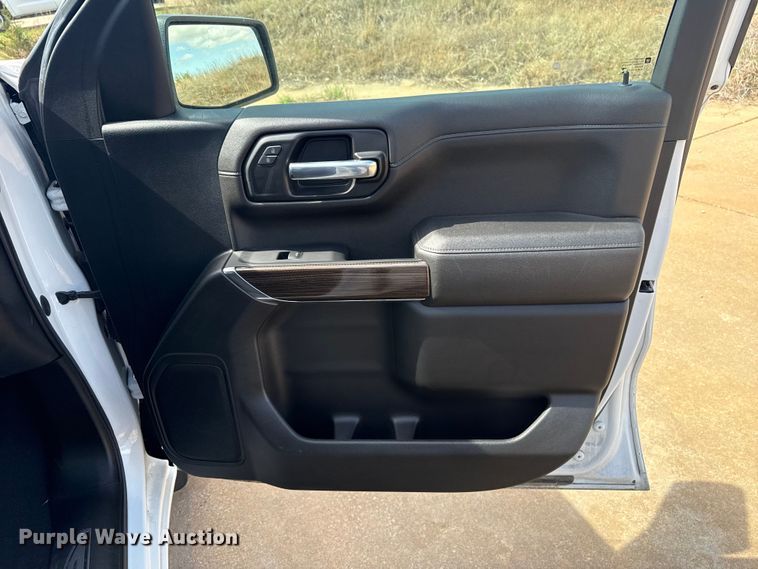 image for item NK9148 2021 Chevrolet Silverado 1500 Crew Cab pickup truck