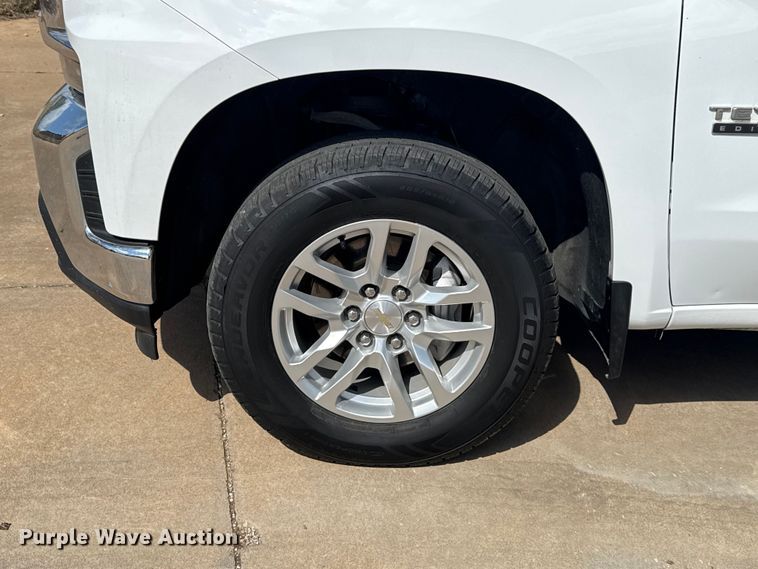 image for item NK9148 2021 Chevrolet Silverado 1500 Crew Cab pickup truck