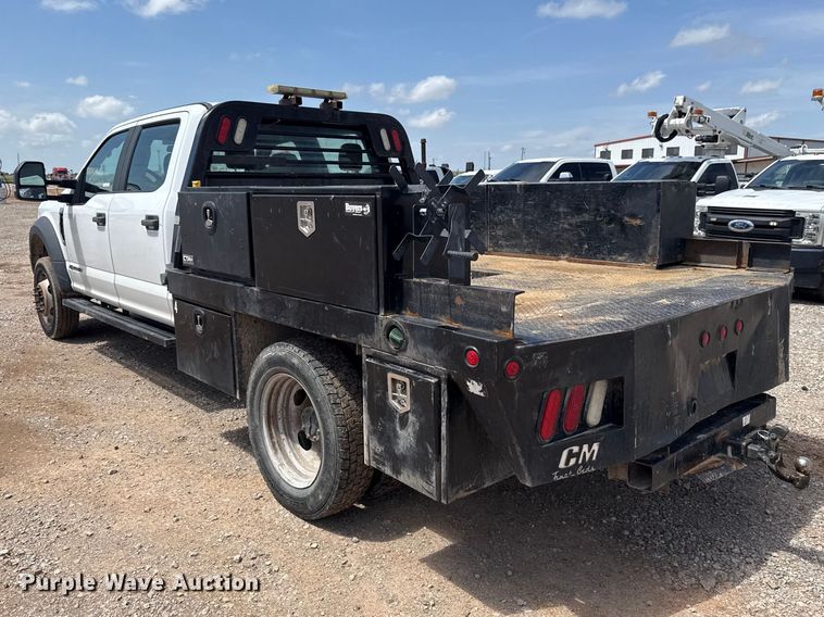 image for item NK9194 2017 Ford F550 Crew Cab flatbed pickup truck