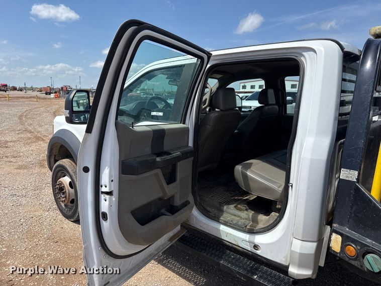 image for item NK9194 2017 Ford F550 Crew Cab flatbed pickup truck
