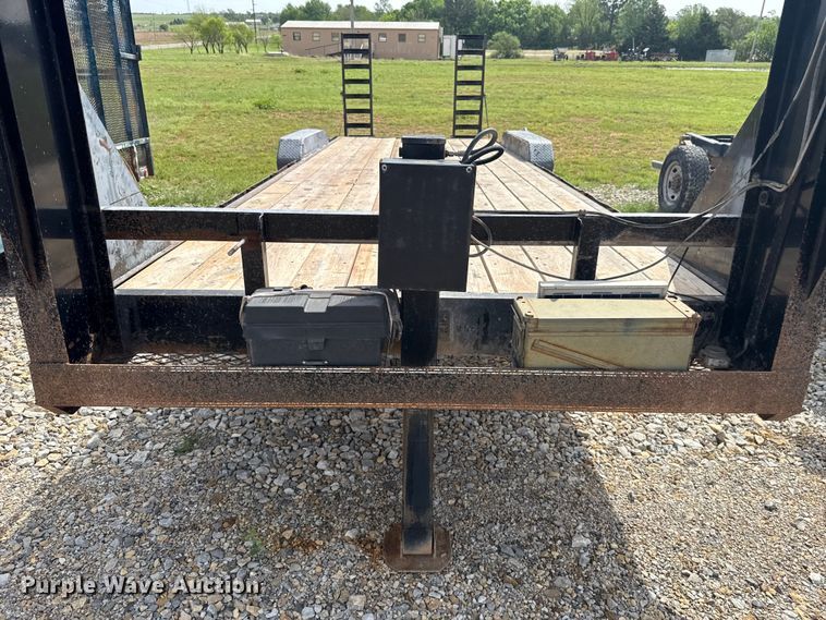 image for item NK9200 2014 Top Hat EHGN24X7-14E-F equipment trailer