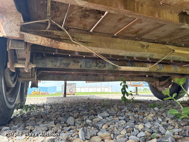 image for item NK9200 2014 Top Hat EHGN24X7-14E-F equipment trailer