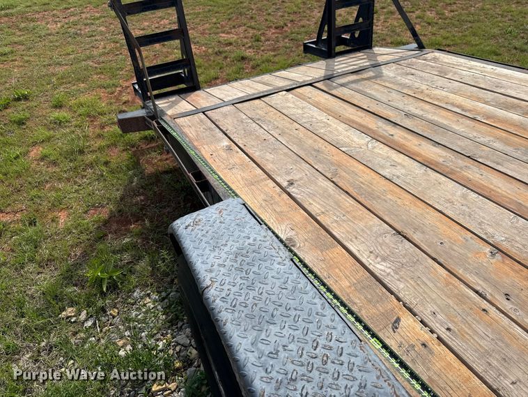 image for item NK9200 2014 Top Hat EHGN24X7-14E-F equipment trailer