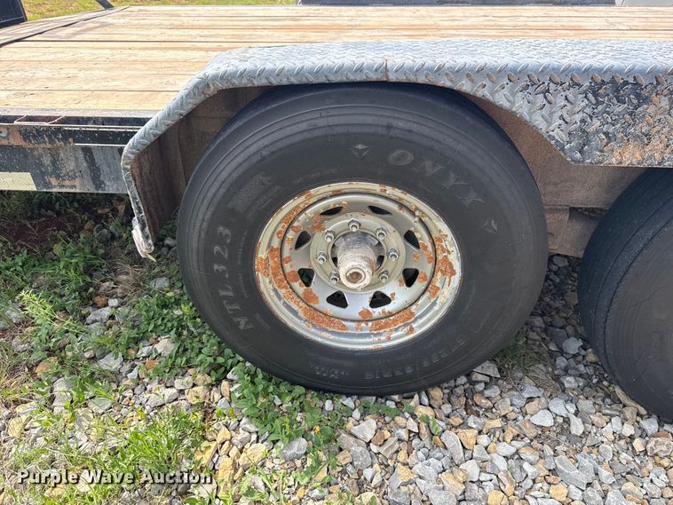 image for item NK9200 2014 Top Hat EHGN24X7-14E-F equipment trailer