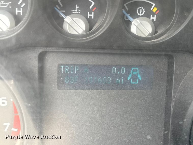 image for item NK9201 2011 Ford F250 Super Duty Ext. Cab pickup truck cab and chassis