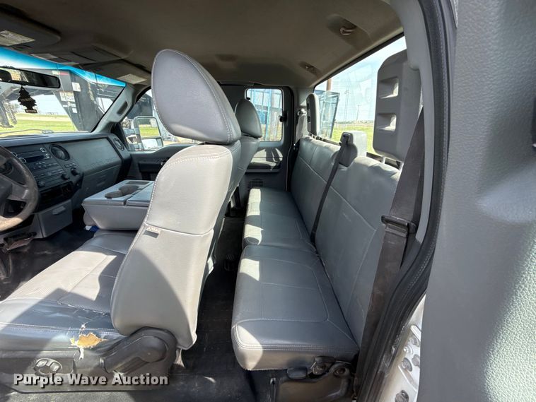 image for item NK9201 2011 Ford F250 Super Duty Ext. Cab pickup truck cab and chassis