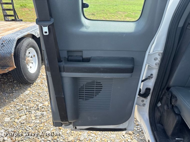 image for item NK9201 2011 Ford F250 Super Duty Ext. Cab pickup truck cab and chassis