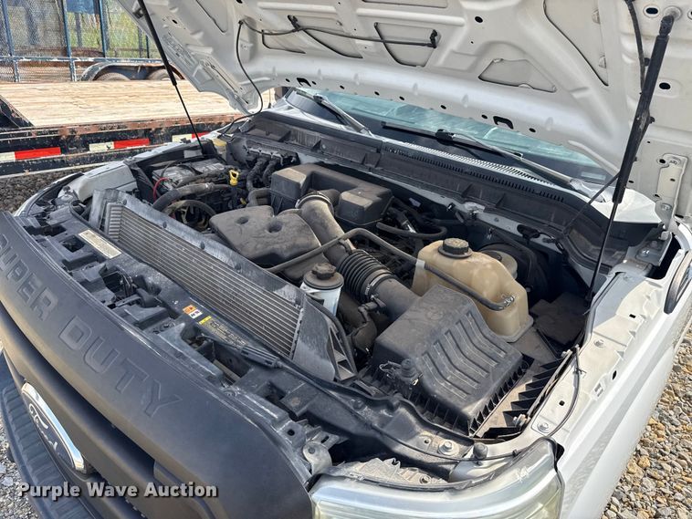 image for item NK9201 2011 Ford F250 Super Duty Ext. Cab pickup truck cab and chassis