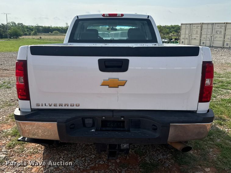 image for item NK9203 2013 Chevrolet Silverado 2500HD Ext. Cab pickup truck