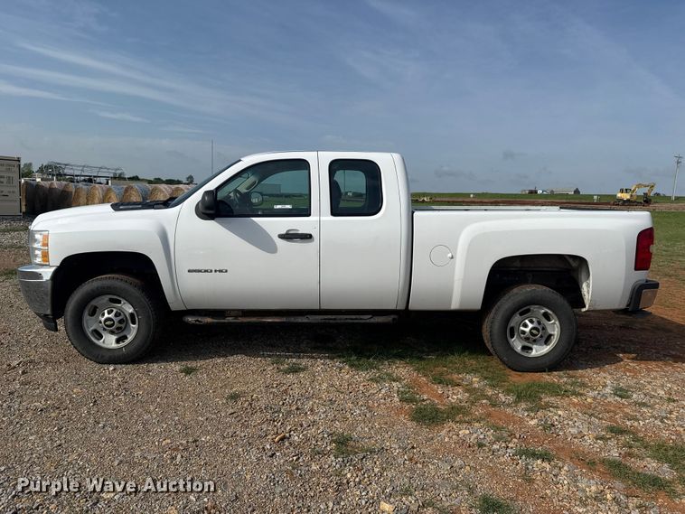image for item NK9203 2013 Chevrolet Silverado 2500HD Ext. Cab pickup truck