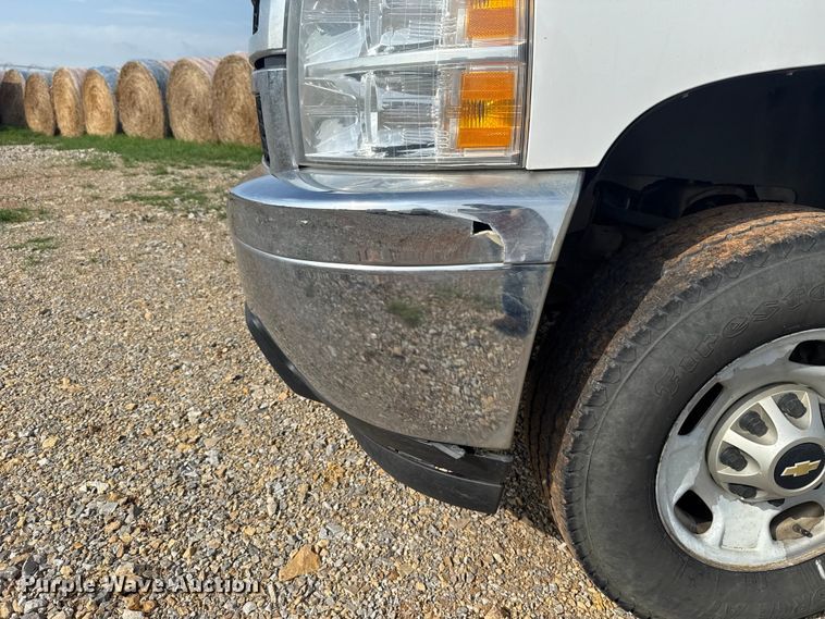 image for item NK9203 2013 Chevrolet Silverado 2500HD Ext. Cab pickup truck