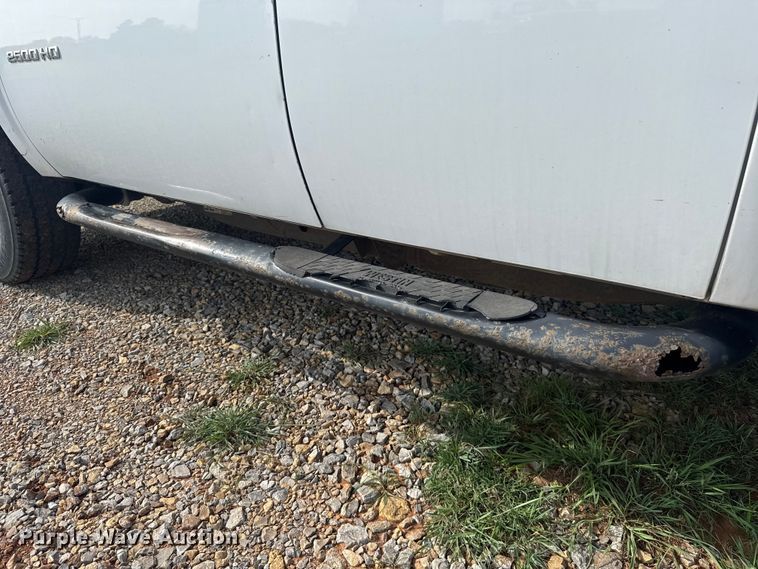 image for item NK9203 2013 Chevrolet Silverado 2500HD Ext. Cab pickup truck