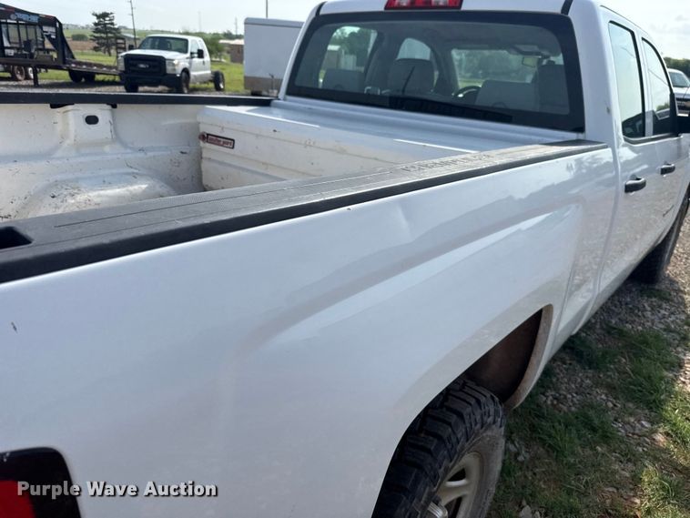 image for item NK9204 2015 Chevrolet Silverado 1500 Ext. Cab pickup truck