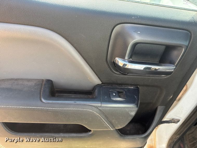 image for item NK9204 2015 Chevrolet Silverado 1500 Ext. Cab pickup truck