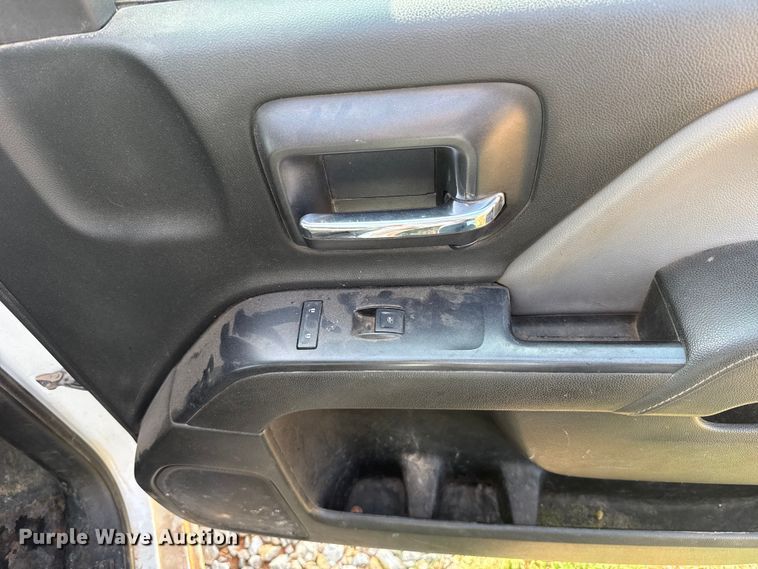 image for item NK9204 2015 Chevrolet Silverado 1500 Ext. Cab pickup truck
