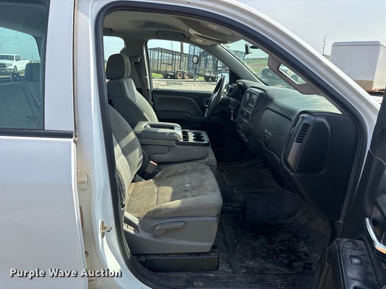 image for item NK9204 2015 Chevrolet Silverado 1500 Ext. Cab pickup truck