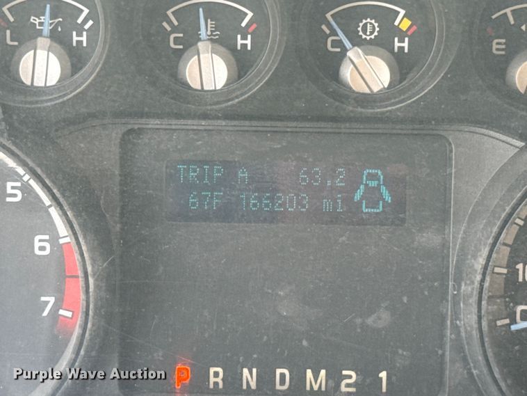 image for item NK9205 2011 Ford F250 Super Duty Crew Cab pickup truck cab and chassis