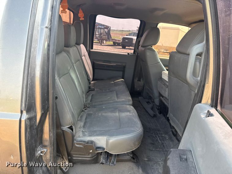 image for item NK9205 2011 Ford F250 Super Duty Crew Cab pickup truck cab and chassis