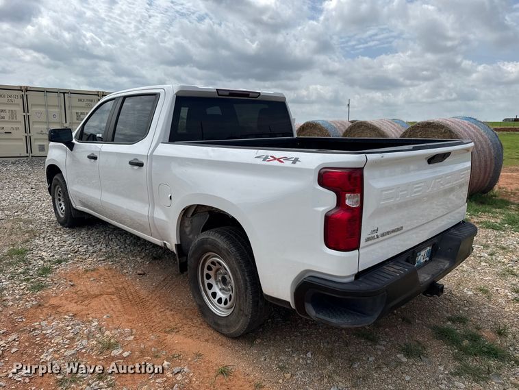 image for item NK9208 2022 Chevrolet Silverado 1500 Crew Cab pickup truck