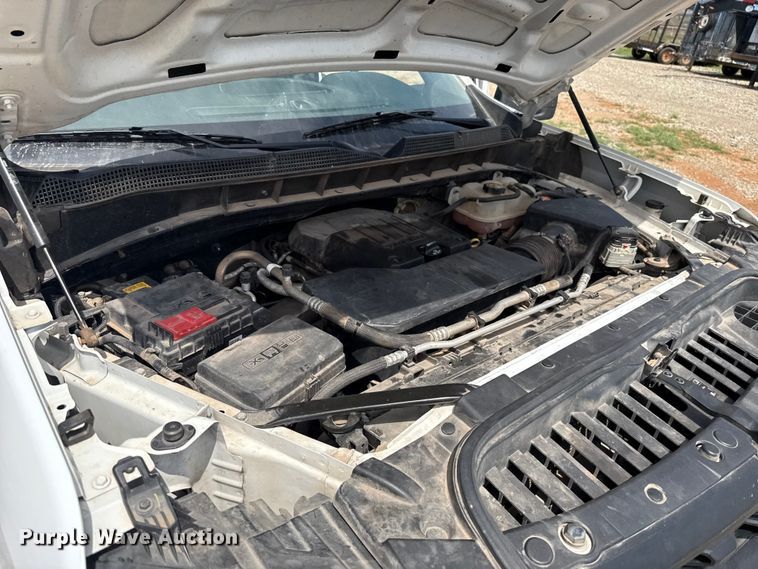 image for item NK9208 2022 Chevrolet Silverado 1500 Crew Cab pickup truck