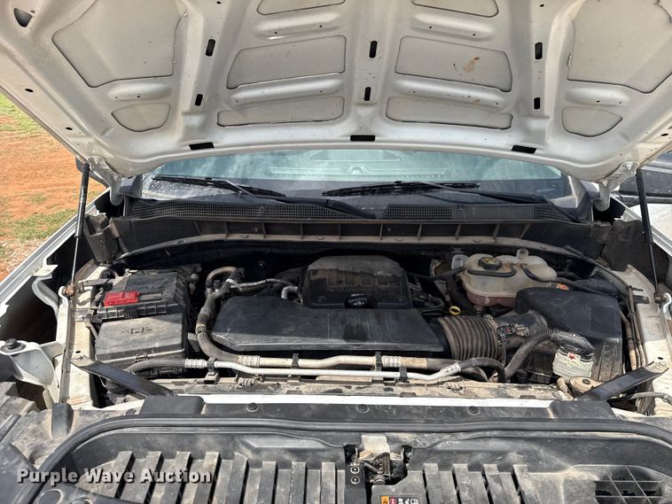 image for item NK9208 2022 Chevrolet Silverado 1500 Crew Cab pickup truck