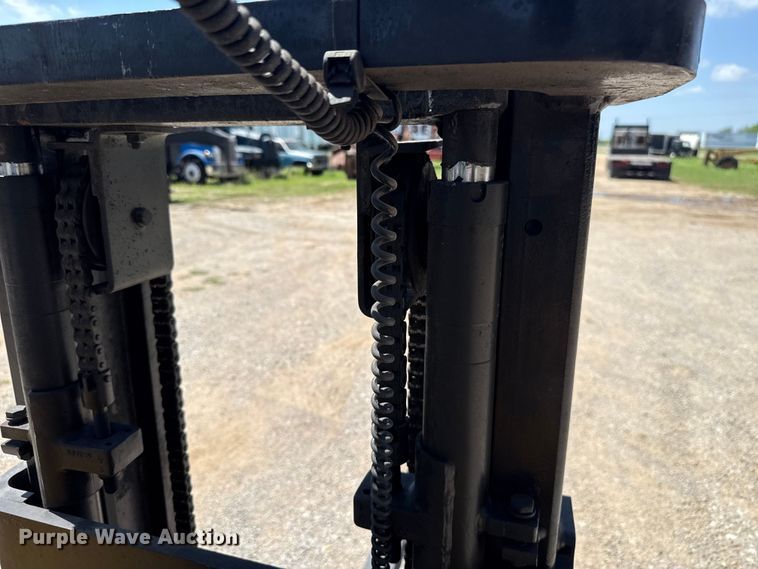 image for item NK9222 Hyster S40XL forklift