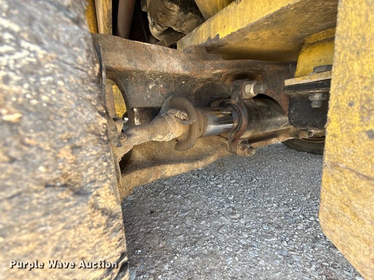 image for item NK9222 Hyster S40XL forklift