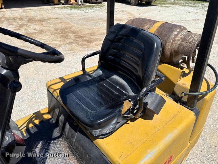image for item NK9222 Hyster S40XL forklift